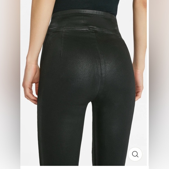 Frame - Jet Set Flare in Noir Coated jeans - Picture 2 of 8